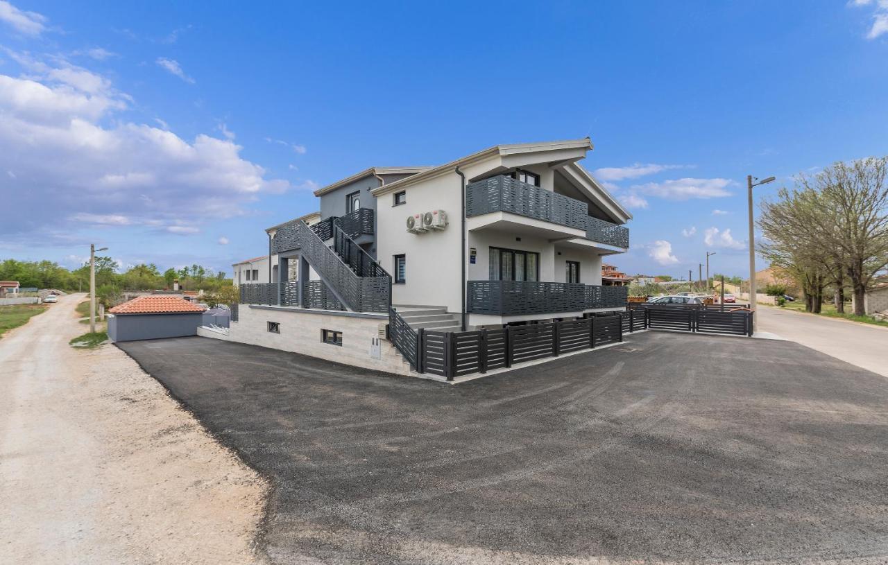 Apartmani Natalija Poreč Dış mekan fotoğraf
