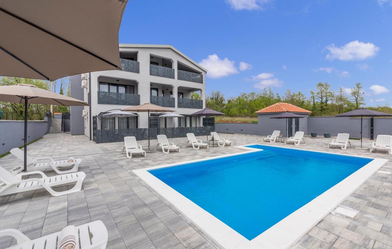 Apartmani Natalija Poreč Dış mekan fotoğraf