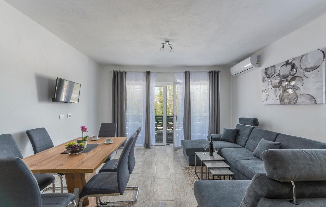 Apartmani Natalija Poreč Dış mekan fotoğraf