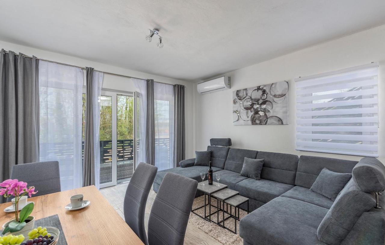 Apartmani Natalija Poreč Dış mekan fotoğraf